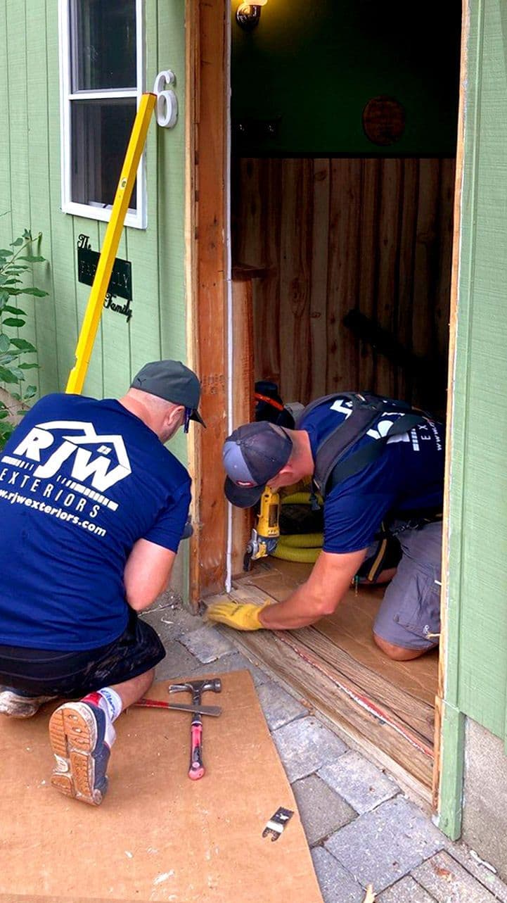 precise-door-installation-northern-new-jersey-rjw-exteriors.jpg