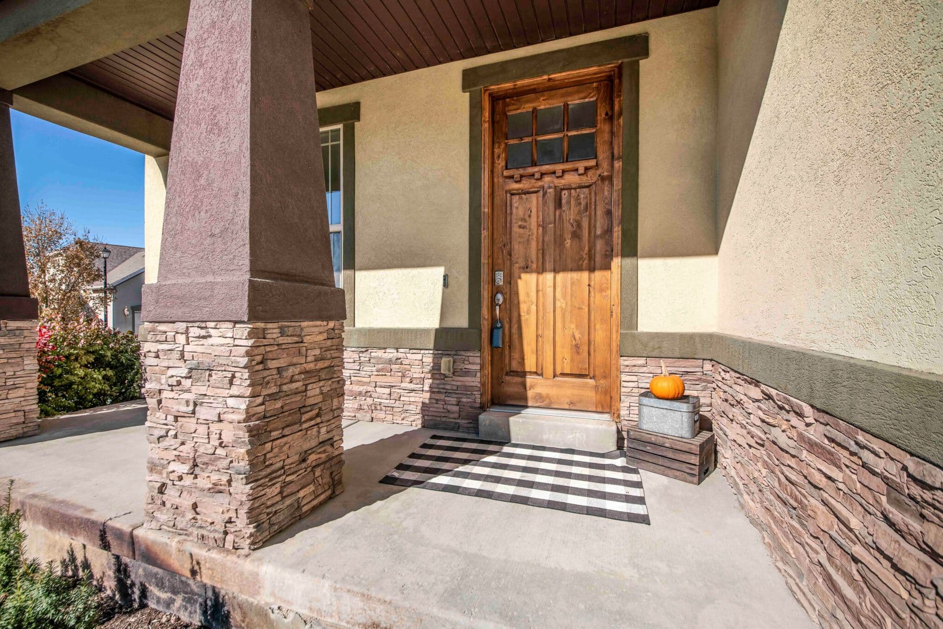 reliable-security-doors-oak-ridge-RJW-Exteriors