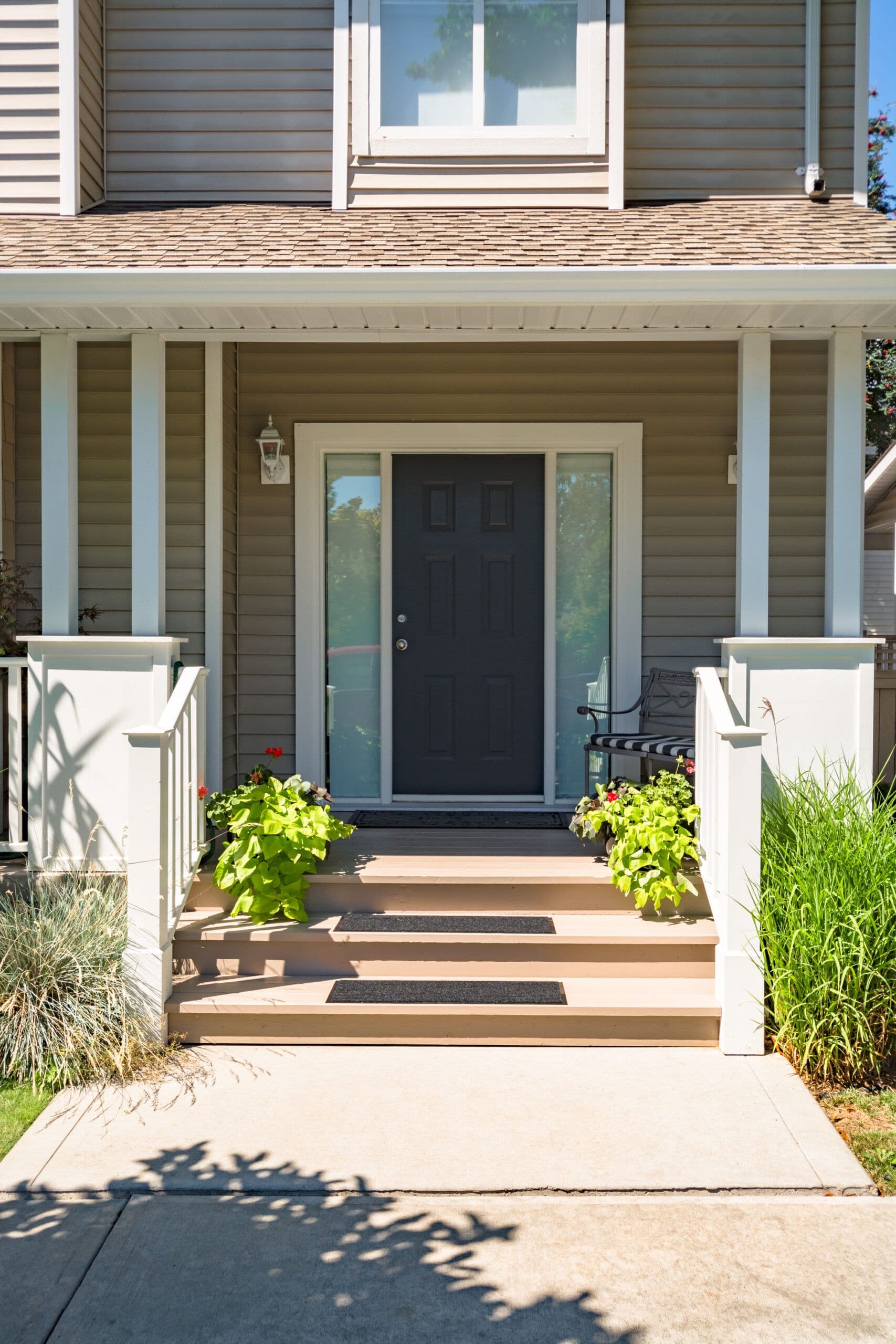 stylish-replacement-doors-oak-ridge-RJW-Exteriors-scaled